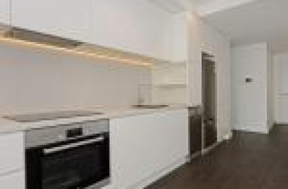 Brand New 1 Bedroom Apartment In First Class Location
